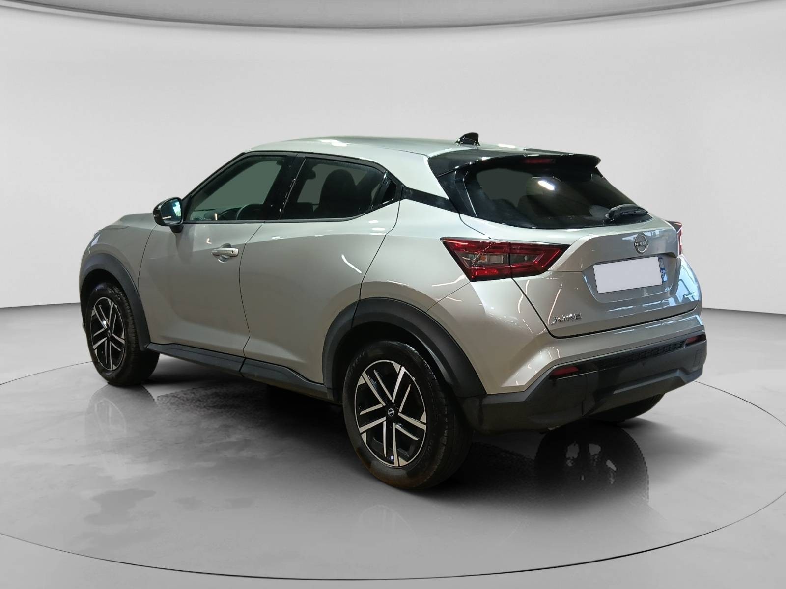 NISSAN - JUKE - #869312 - 2