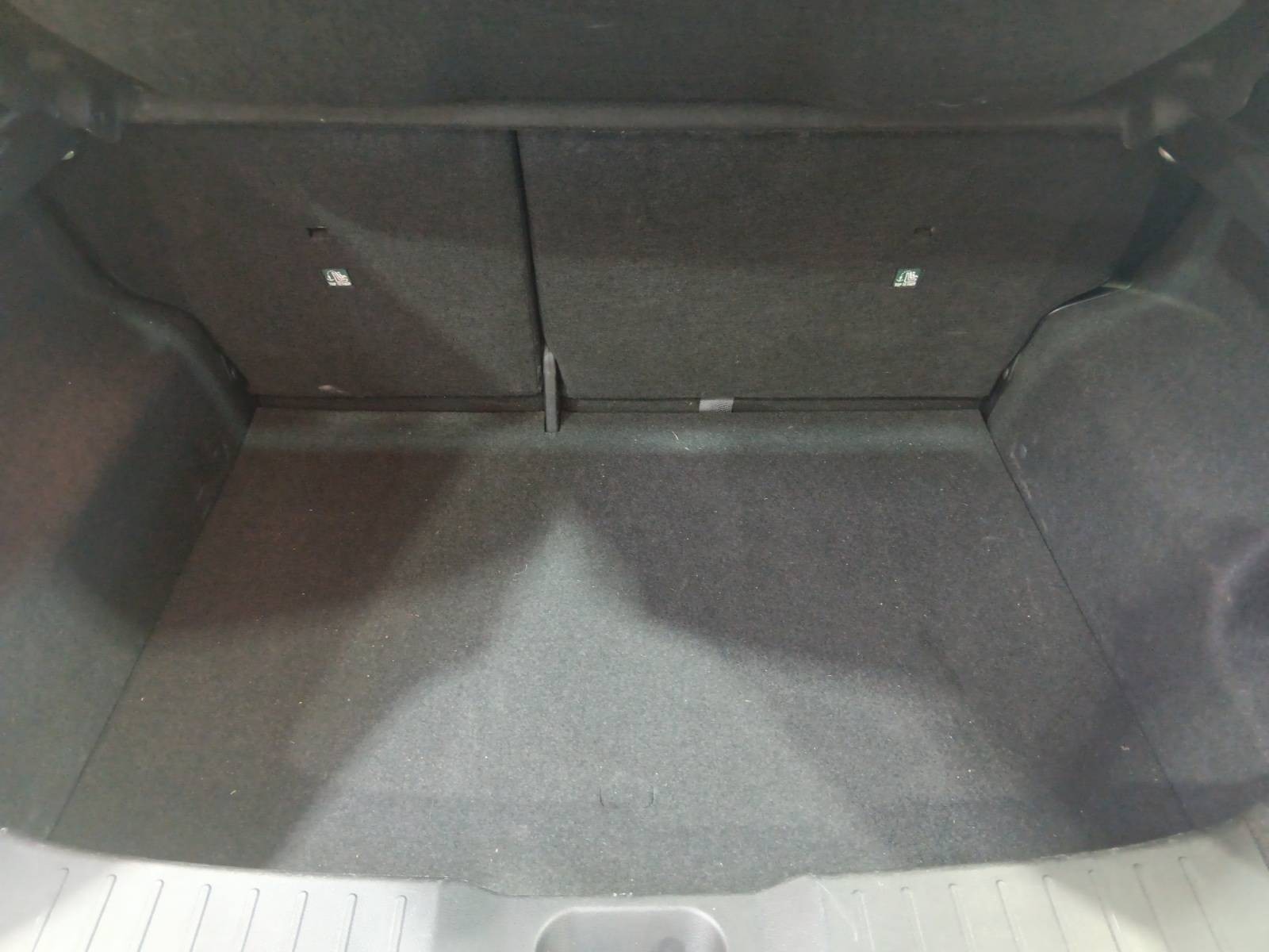 NISSAN - JUKE - #869312 - 12