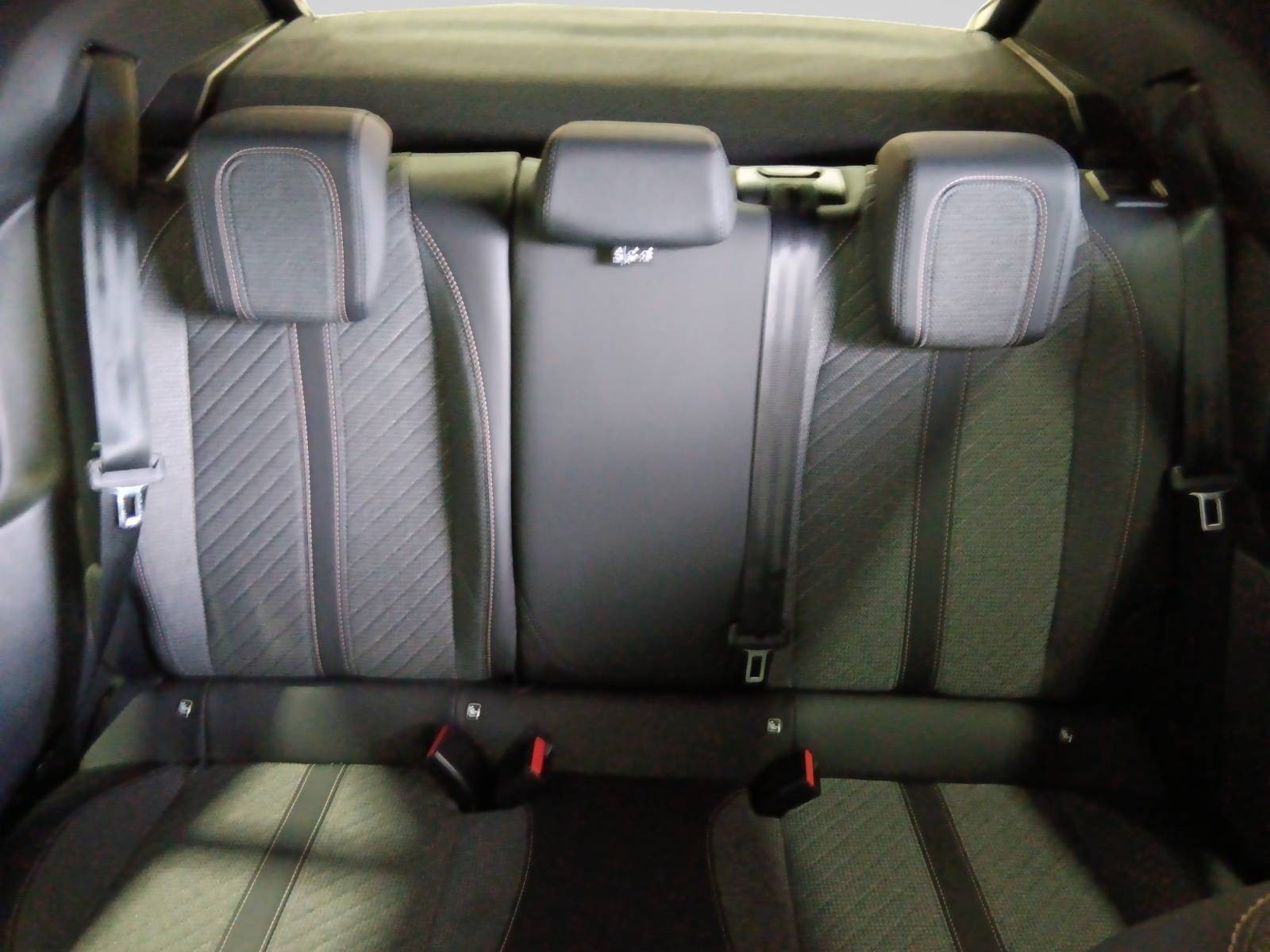 PEUGEOT - 2008 - #865486 - 8