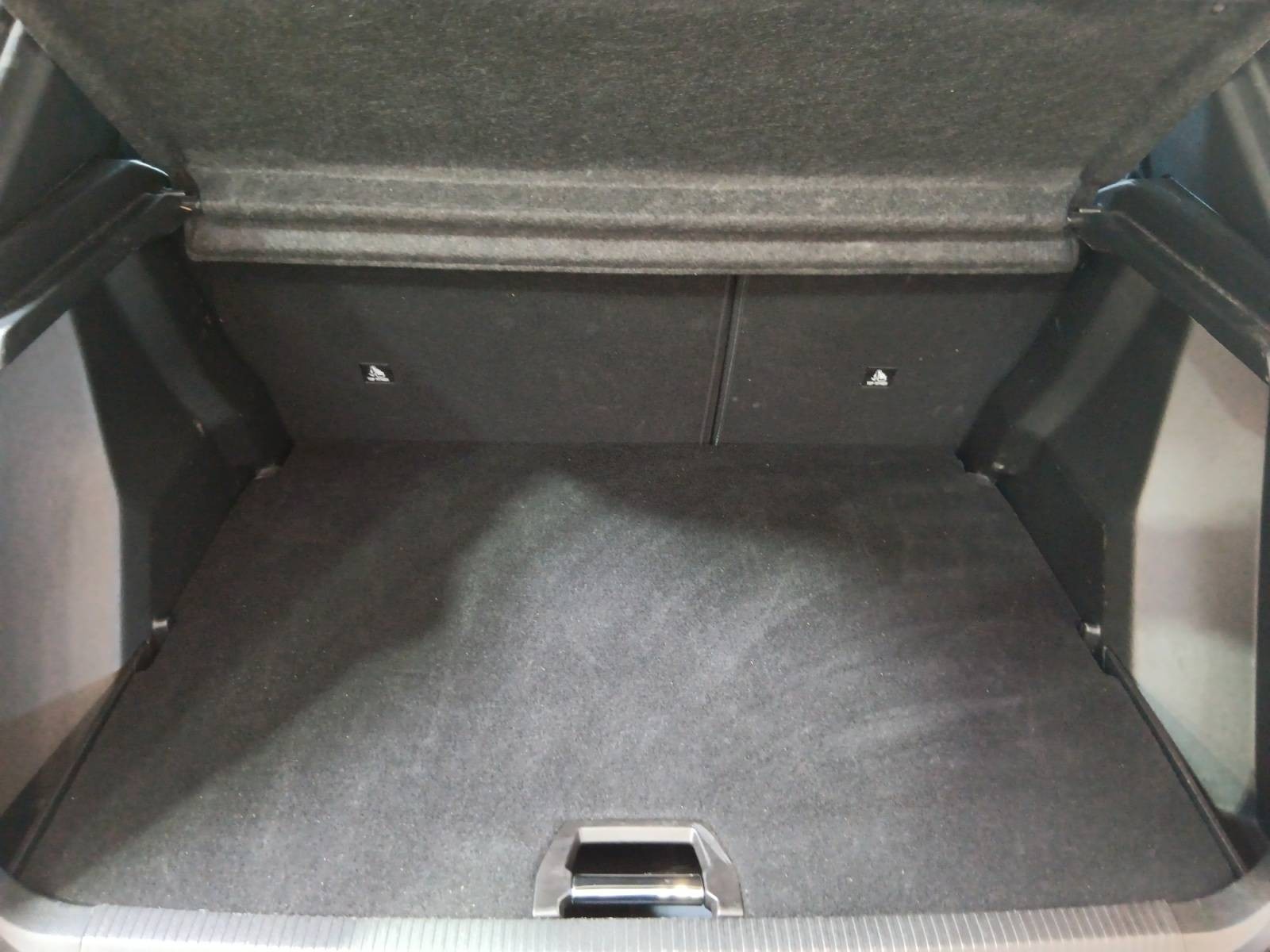 PEUGEOT - 2008 - #865486 - 12