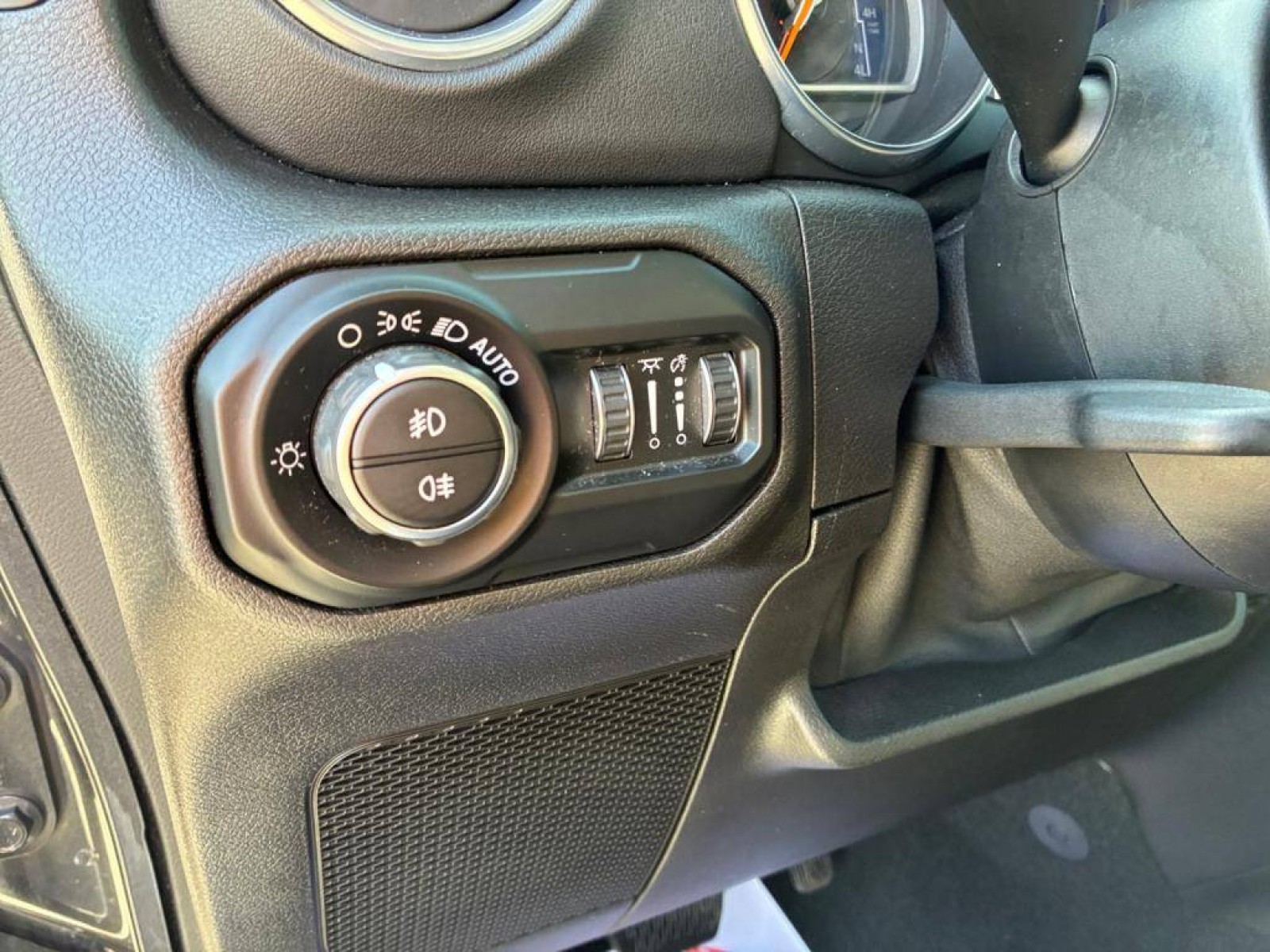 JEEP - WRANGLER - #872494 - 18