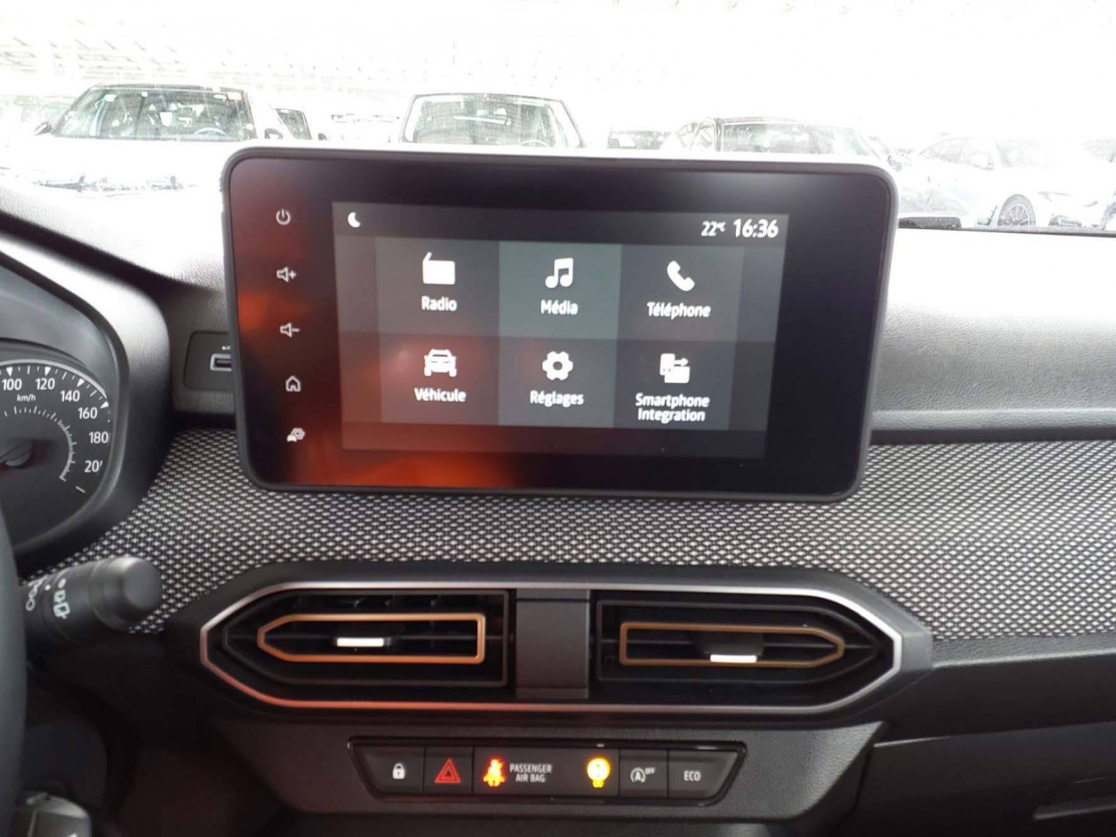 DACIA - SANDERO - #873111 - 7
