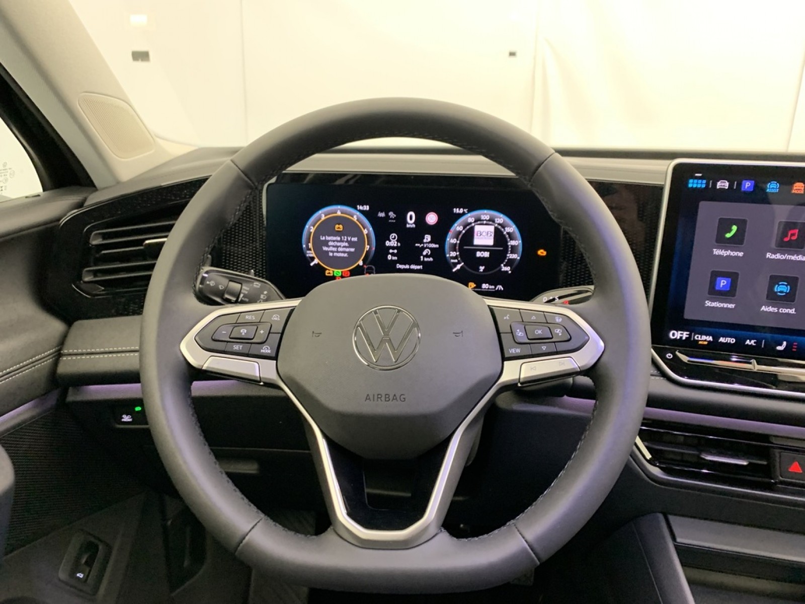 VOLKSWAGEN - Tiguan - #870974 - 21