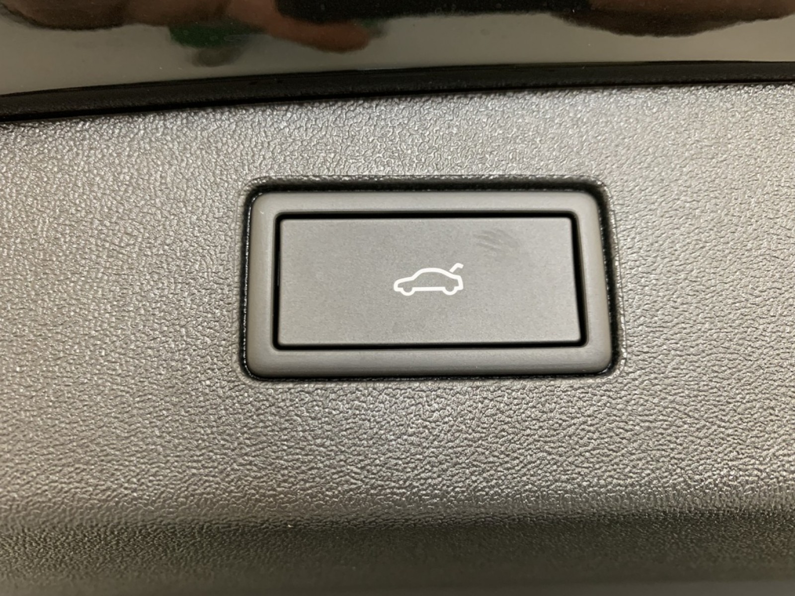 VOLKSWAGEN - Tiguan - #870974 - 24