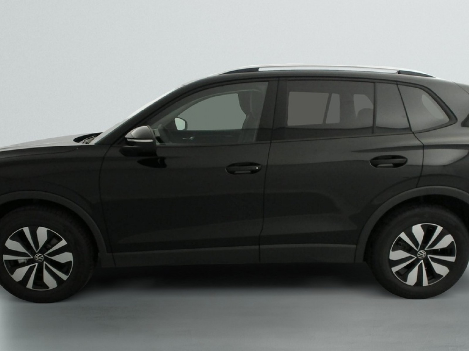 VOLKSWAGEN - Tiguan - #870974 - 7