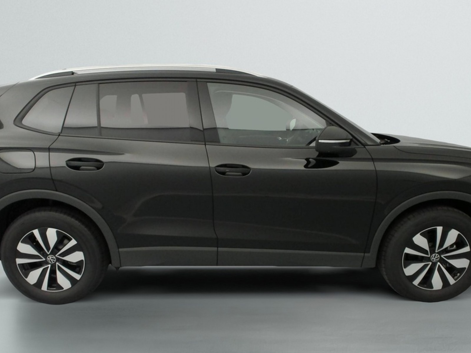 VOLKSWAGEN - Tiguan - #870974 - 14