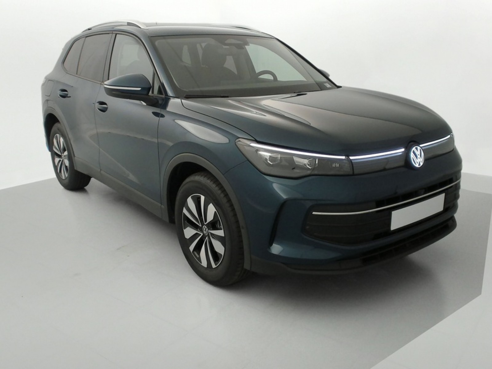 VOLKSWAGEN - Tiguan - #872061 - 0