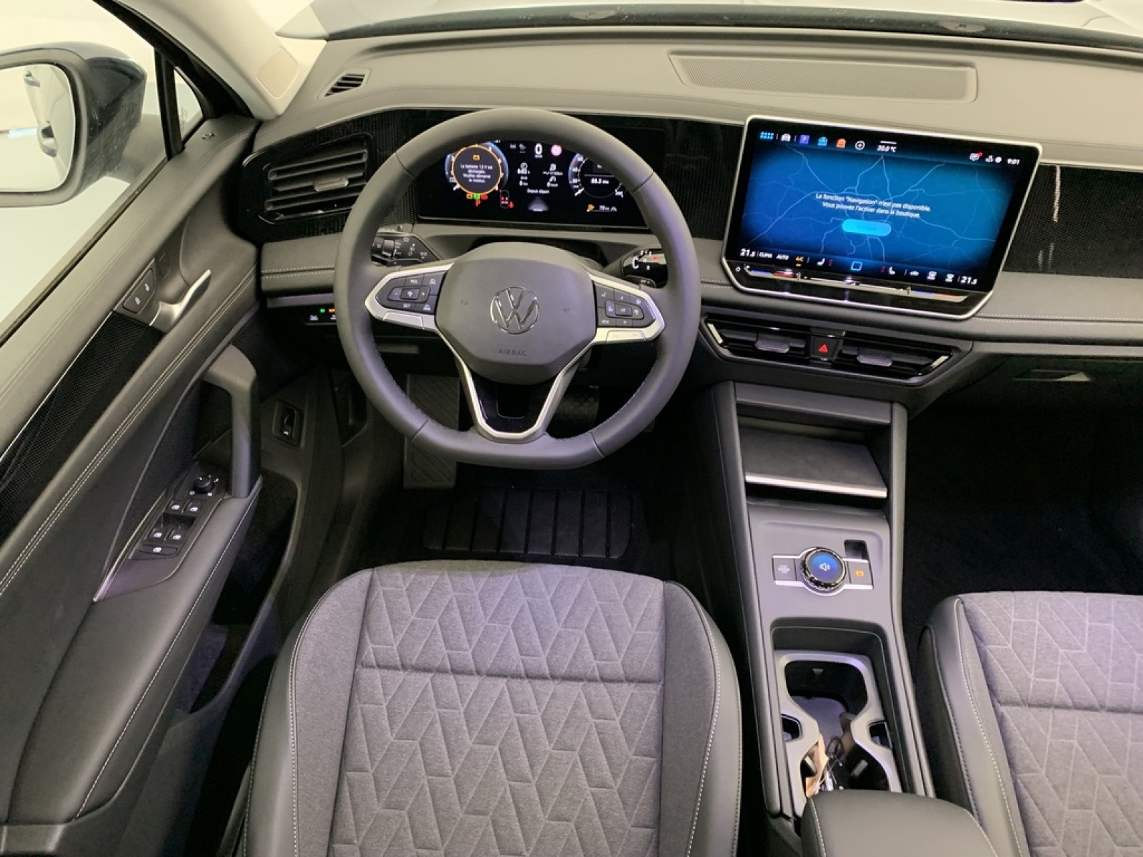 VOLKSWAGEN - Tiguan - #872061 - 20