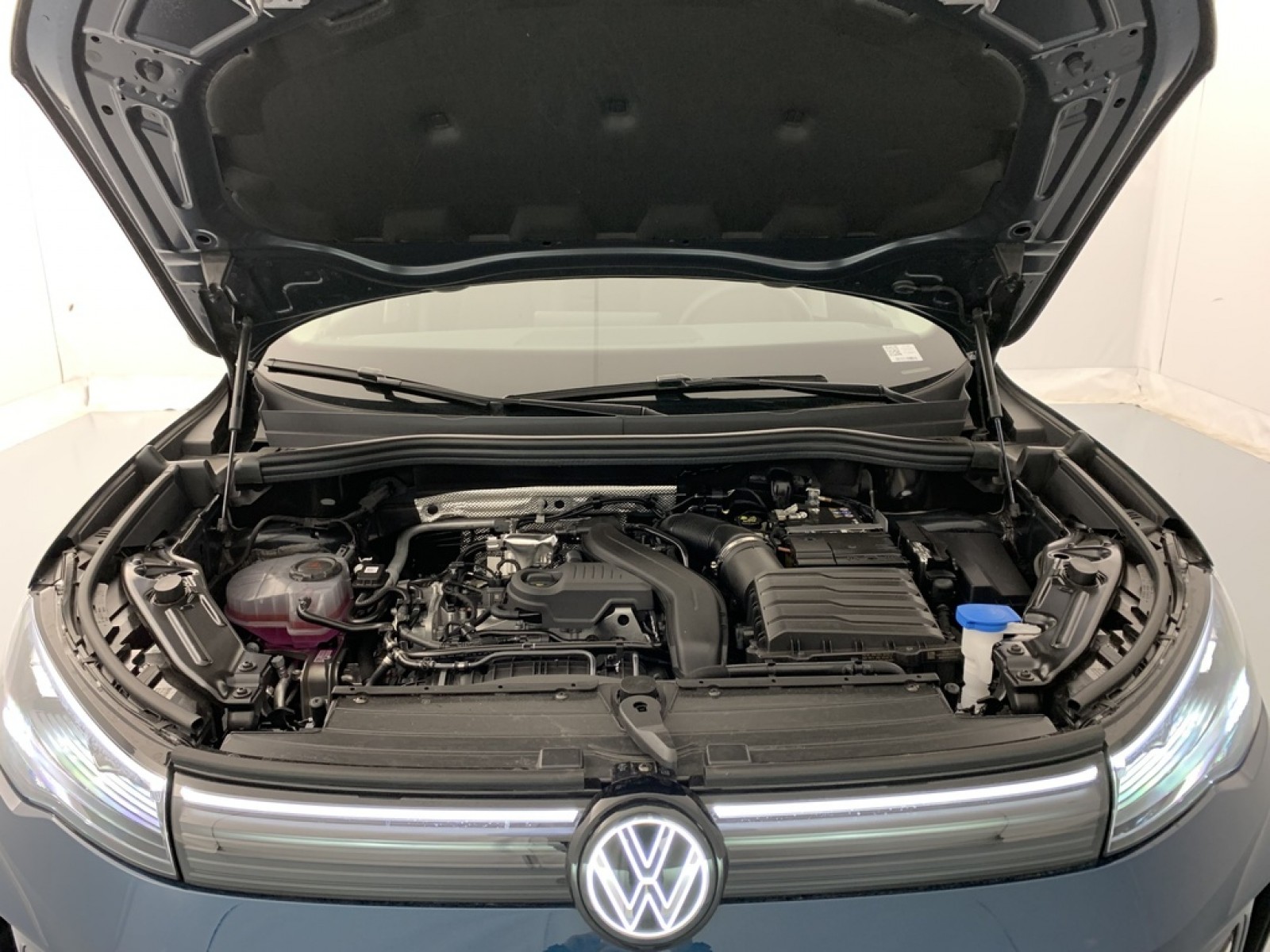 VOLKSWAGEN - Tiguan - #872061 - 32