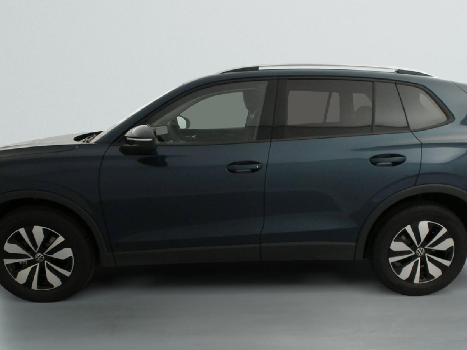 VOLKSWAGEN - Tiguan - #872061 - 7