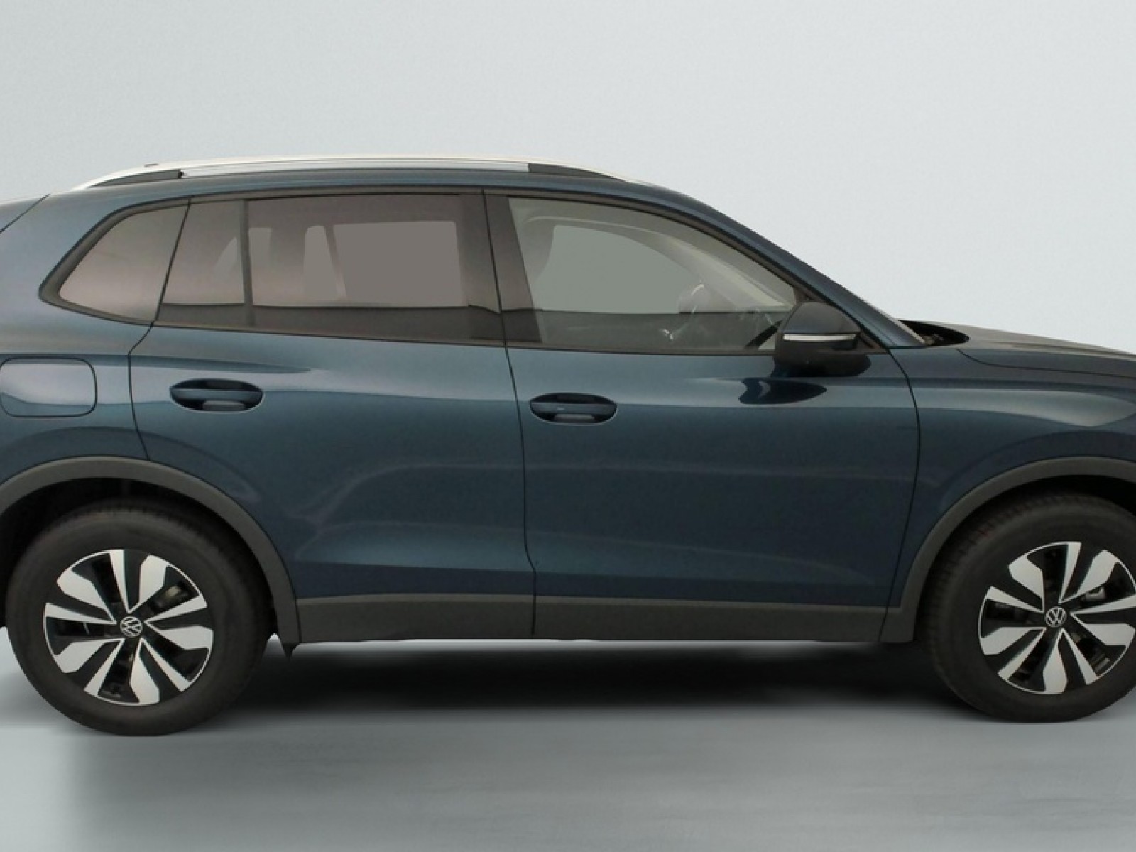 VOLKSWAGEN - Tiguan - #872061 - 15