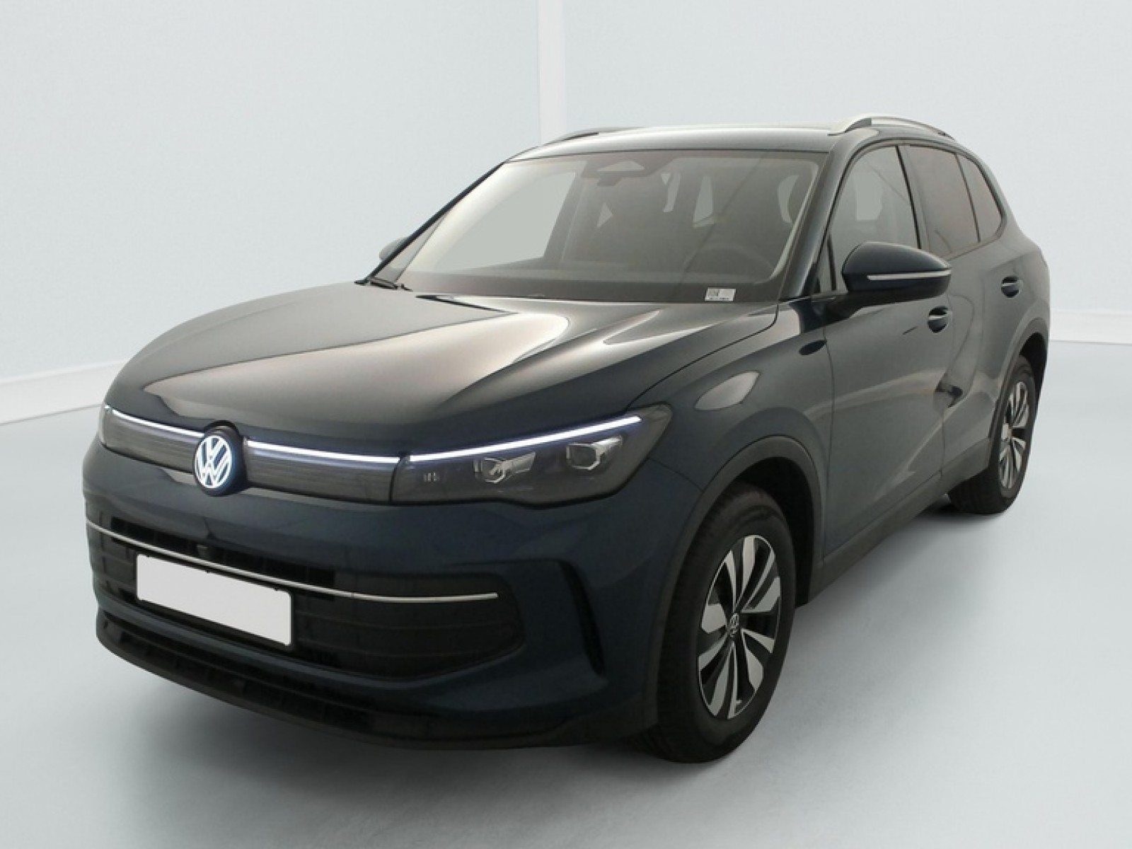 VOLKSWAGEN - Tiguan - #872061 - 5