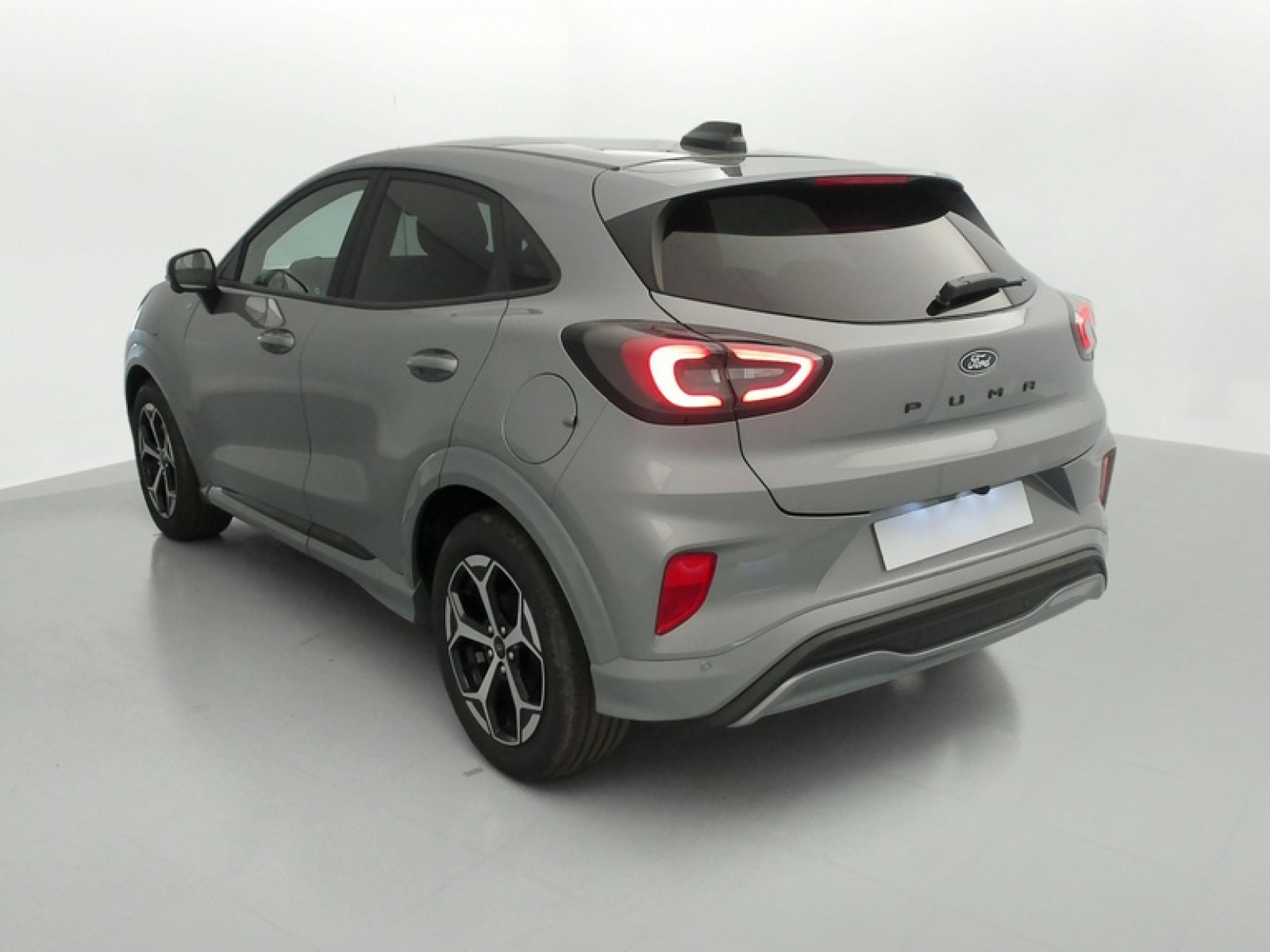 FORD - PUMA - #868737 - 9