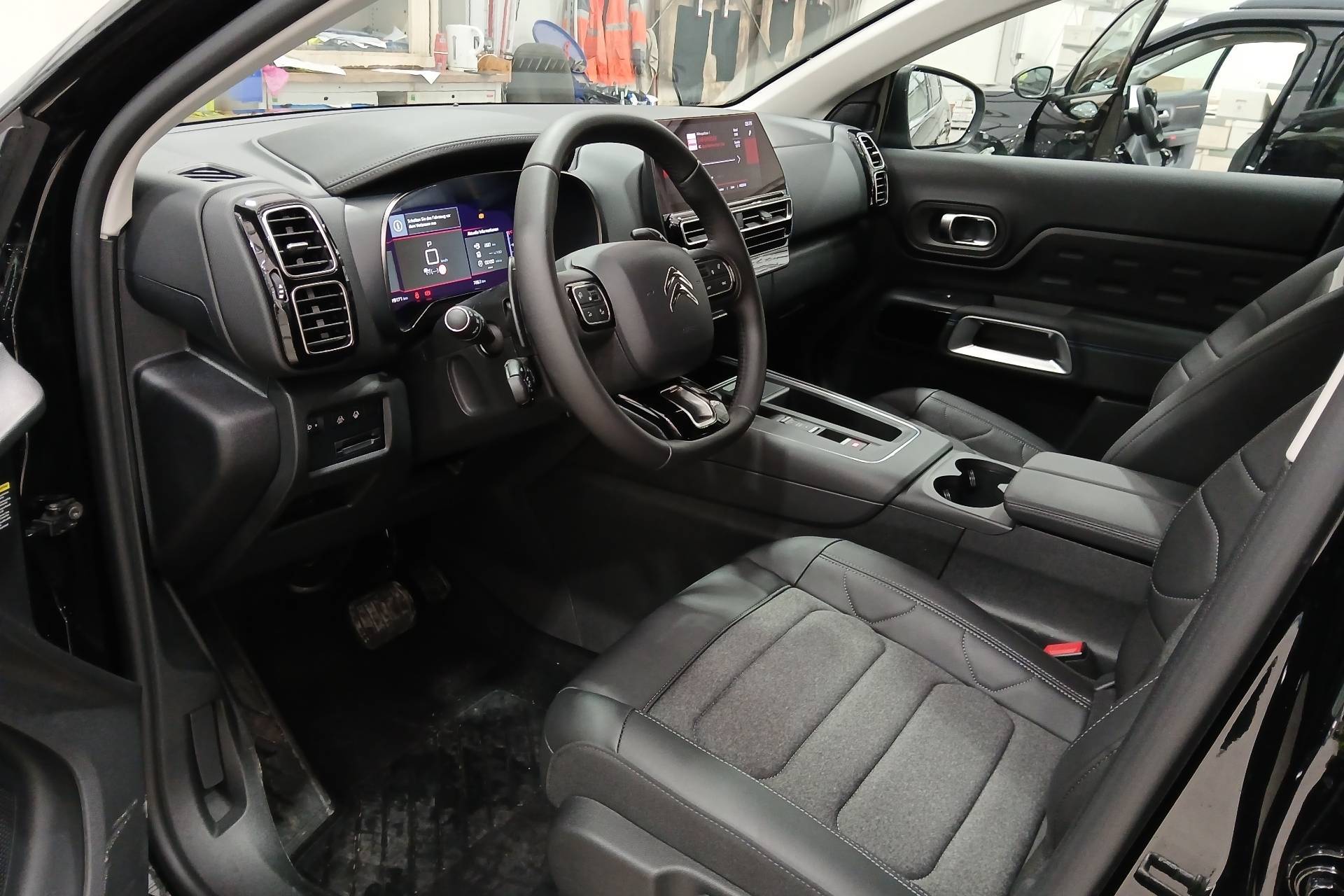 Image véhicule  CITROEN C5 AIRCROSS (11)