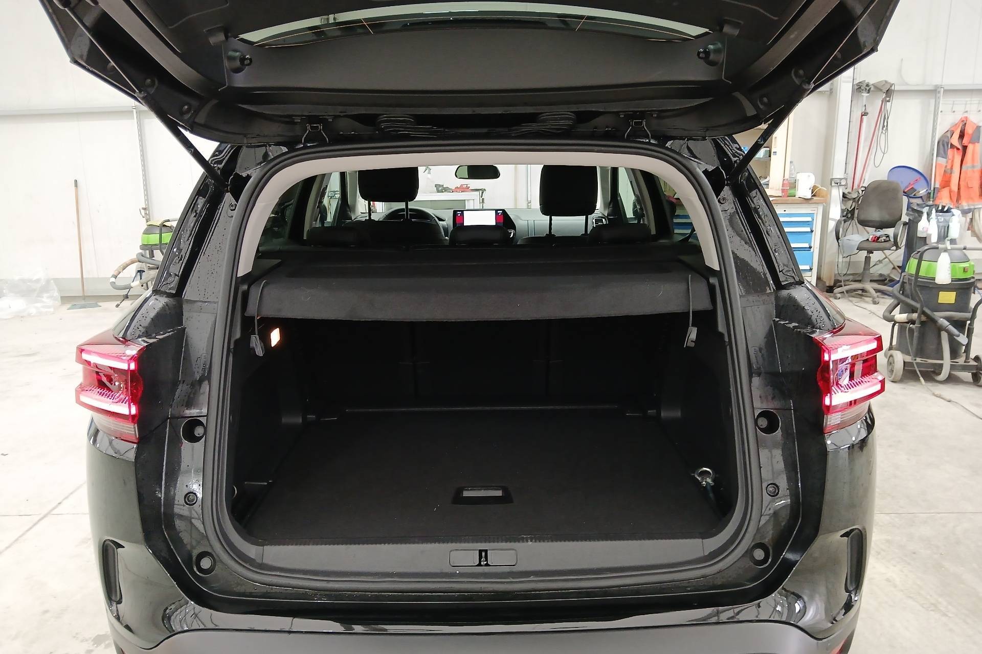 Image véhicule  CITROEN C5 AIRCROSS (16)