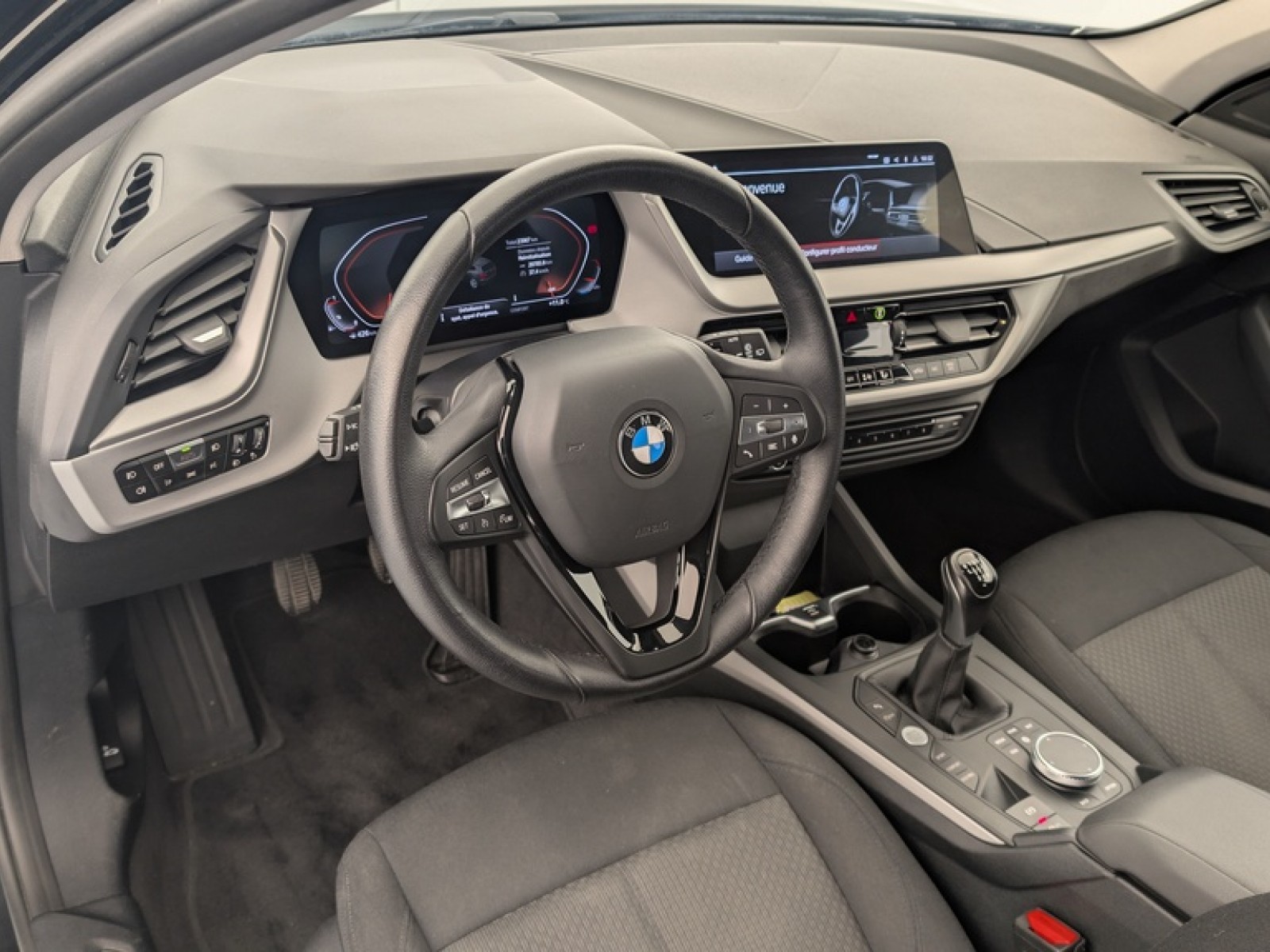 BMW - Serie 1 F40 - #874112 - 14
