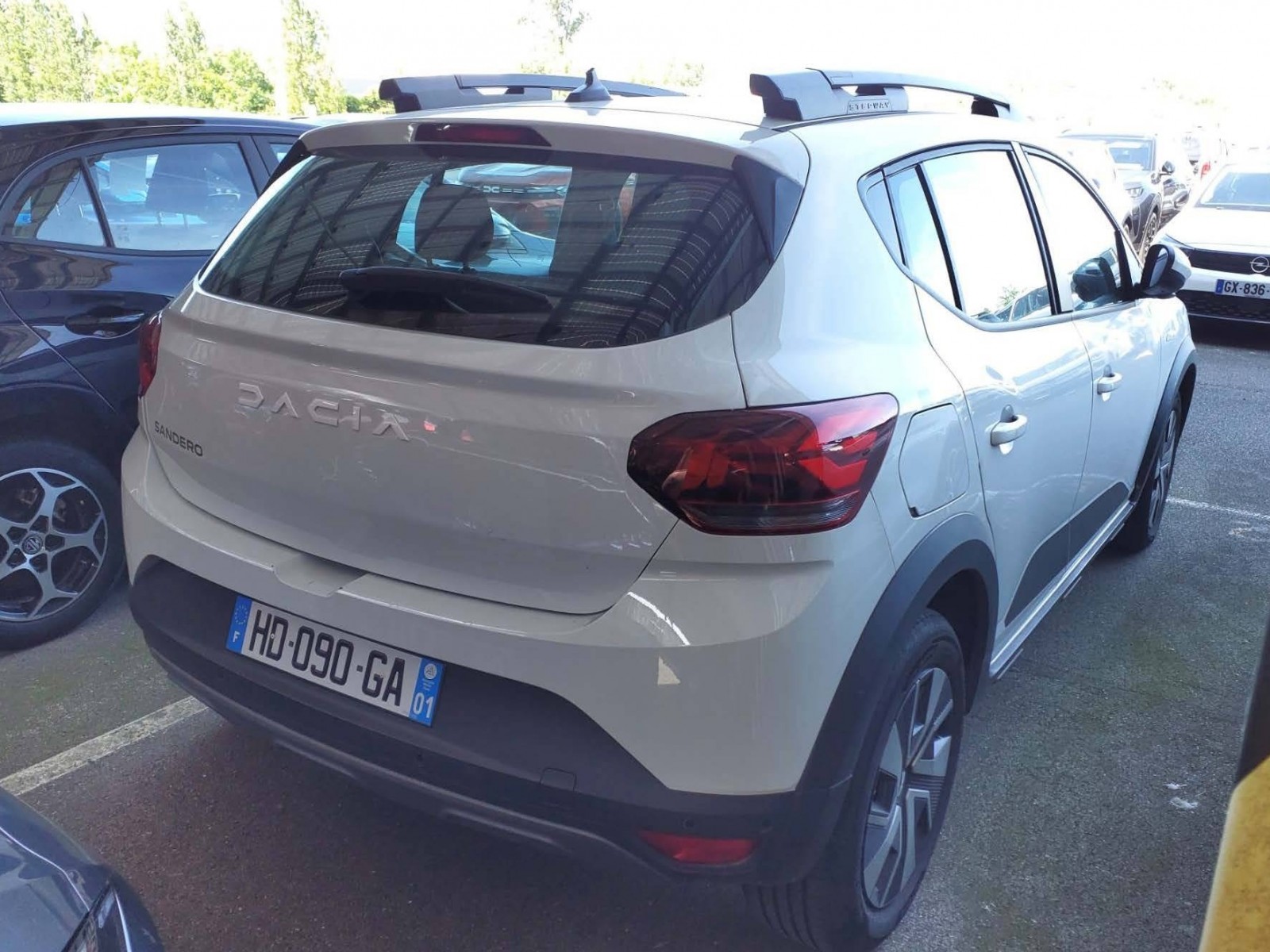 DACIA - SANDERO - #874235 - 3