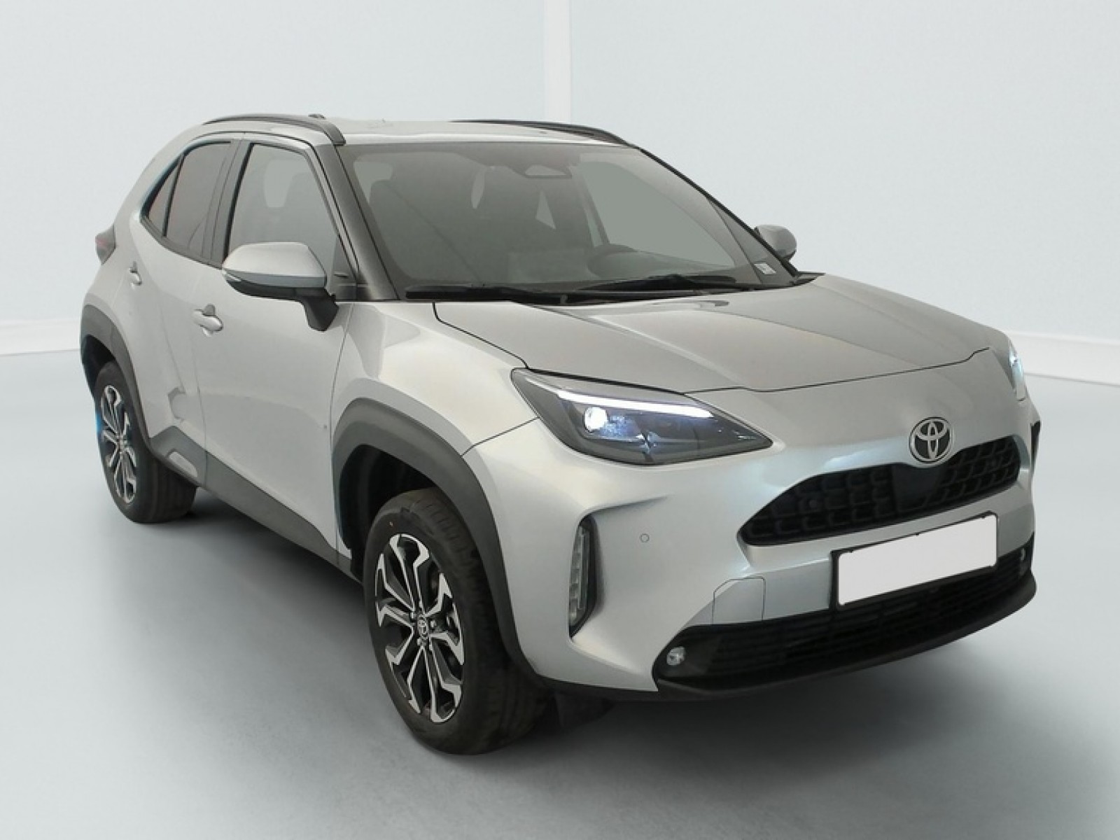 TOYOTA - Yaris Cross Hybride - #866761 - 1