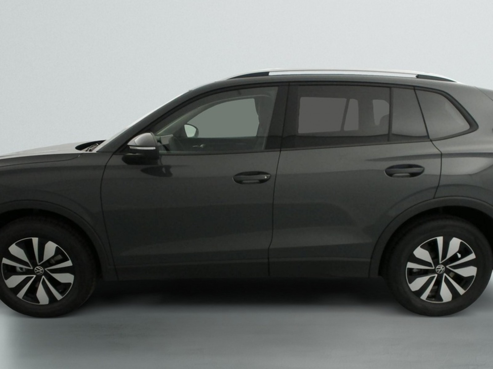 VOLKSWAGEN - Tiguan - #874898 - 3