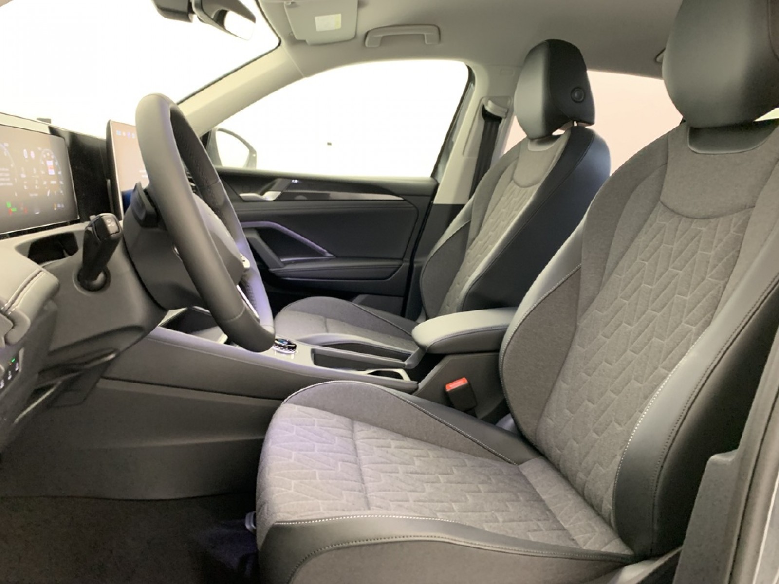 VOLKSWAGEN - Tiguan - #874898 - 19