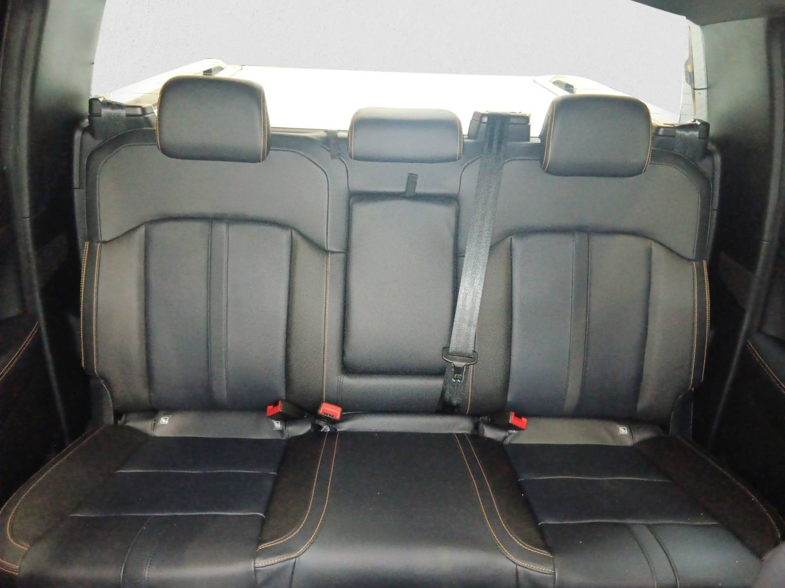 Image véhicule  FORD RANGER DOUBLE CABINE (12)