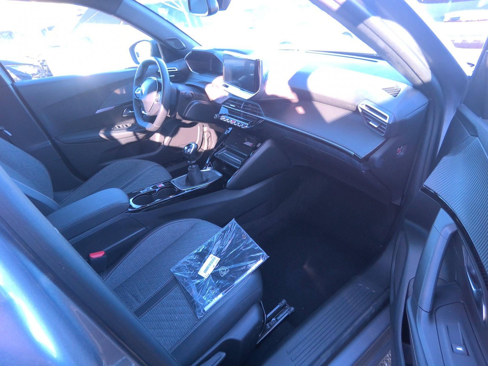 PEUGEOT - 2008 - #875178 - 2