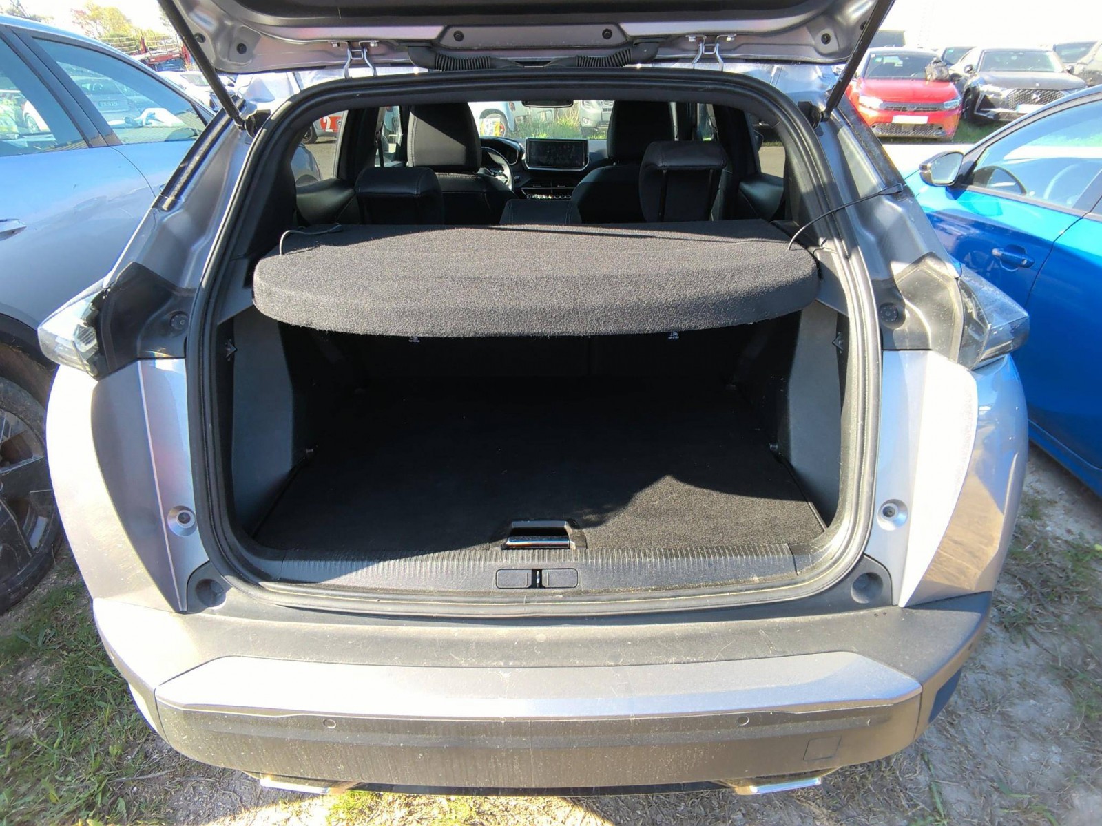 PEUGEOT - 2008 - #875179 - 3