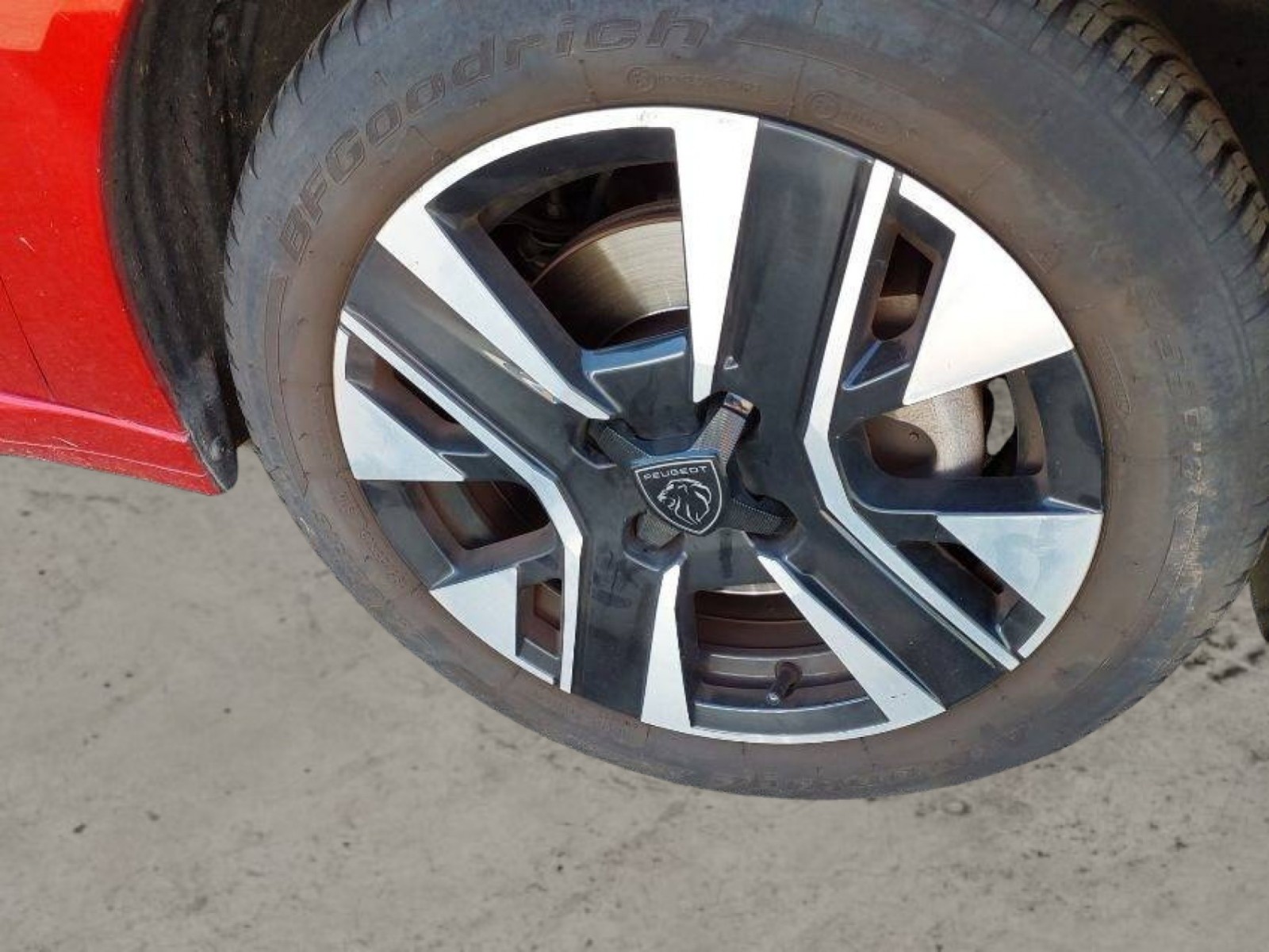PEUGEOT - 208 - #875356 - 1