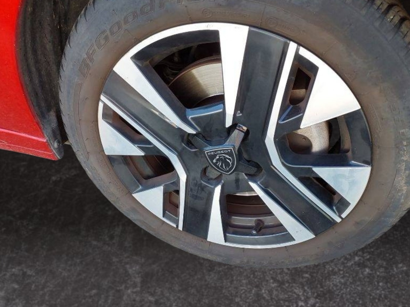 Image véhicule  PEUGEOT 208 (11)