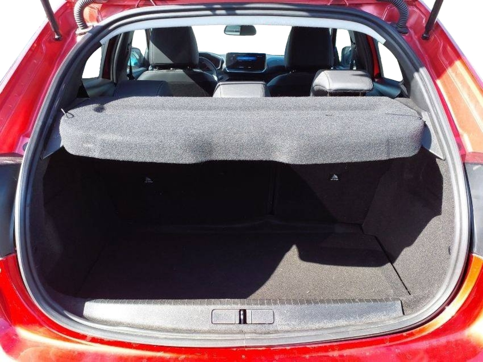 Image véhicule  PEUGEOT 208 (2)