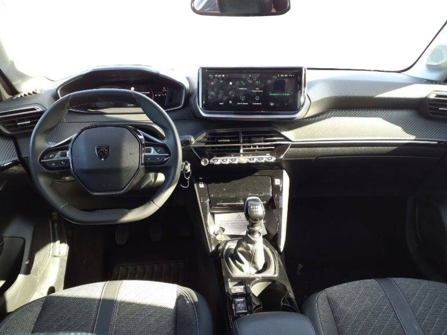 Image véhicule  PEUGEOT 208 (10)