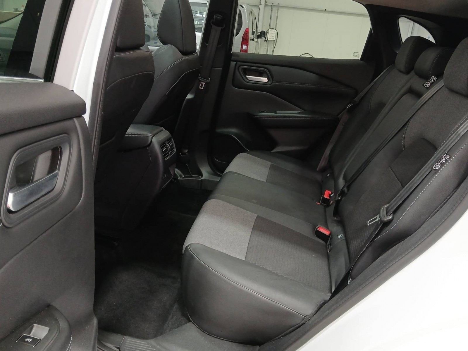 NISSAN - QASHQAI - #870012 - 8