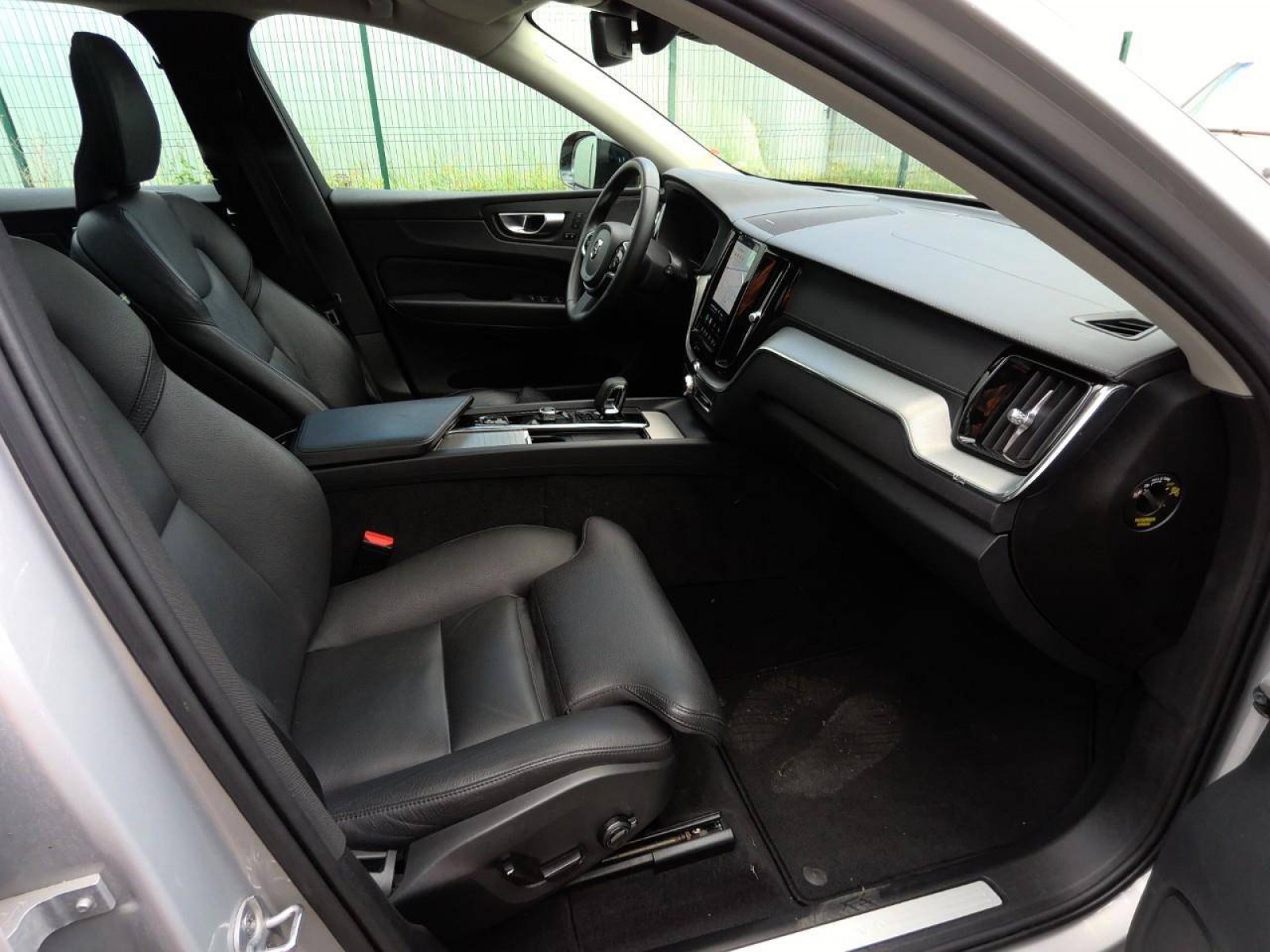 VOLVO - XC60 - #876070 - 4