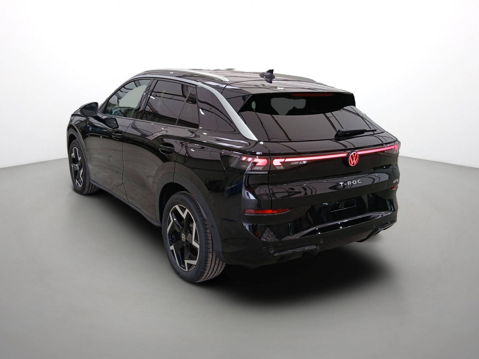 VOLKSWAGEN - T-ROC - #849278 - 3
