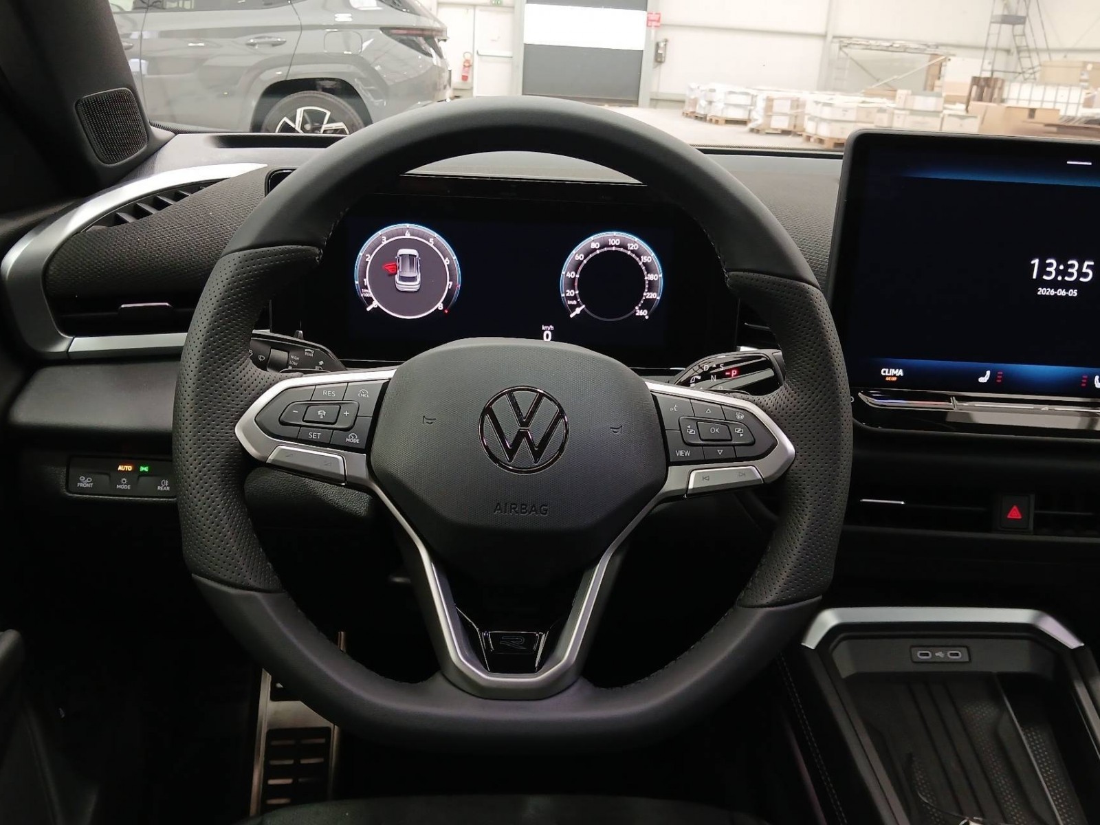 VOLKSWAGEN - T-ROC - #849359 - 10
