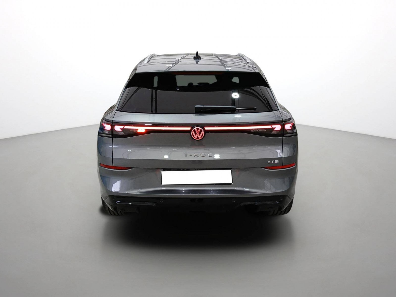 VOLKSWAGEN - T-ROC - #849366 - 5