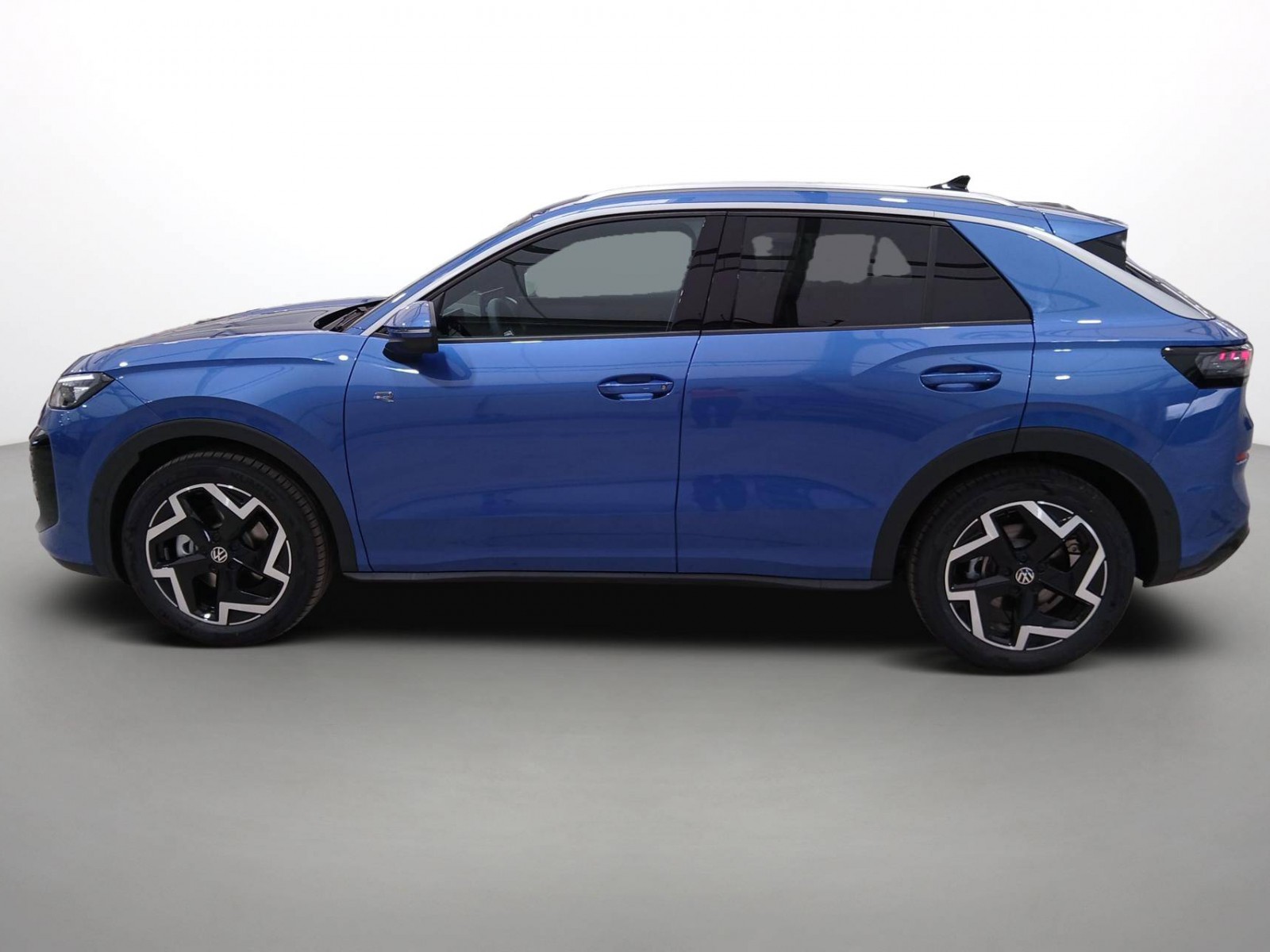 VOLKSWAGEN - T-ROC - #849369 - 16