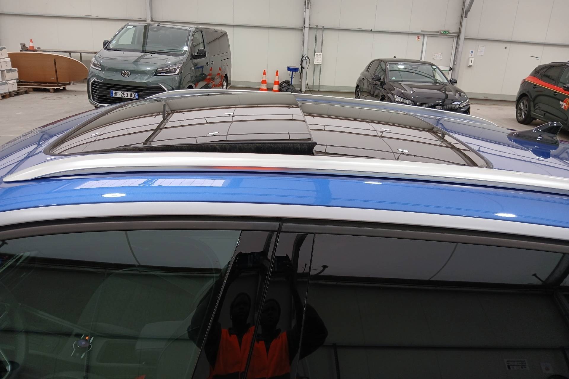 Image véhicule  VOLKSWAGEN T-ROC (17)