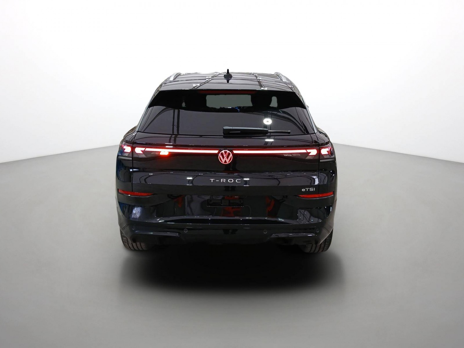 VOLKSWAGEN - T-ROC - #855227 - 5