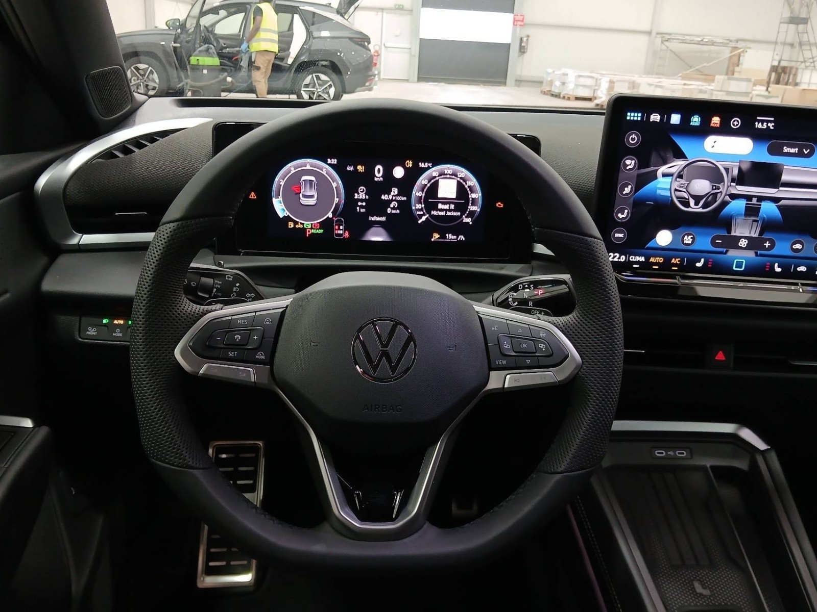 VOLKSWAGEN - T-ROC - #855227 - 10