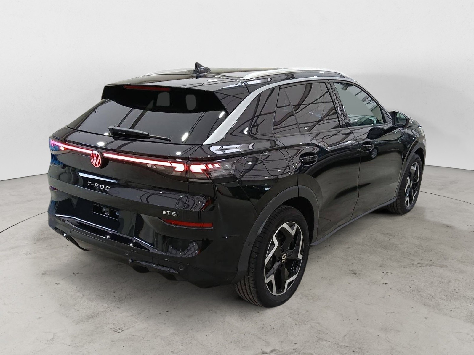 VOLKSWAGEN - T-ROC - #855228 - 3