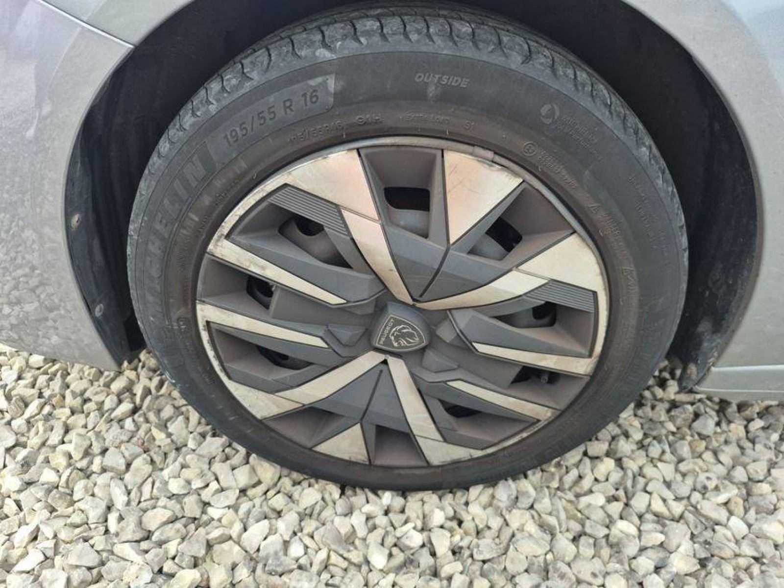 PEUGEOT - 208 - #876323 - 9
