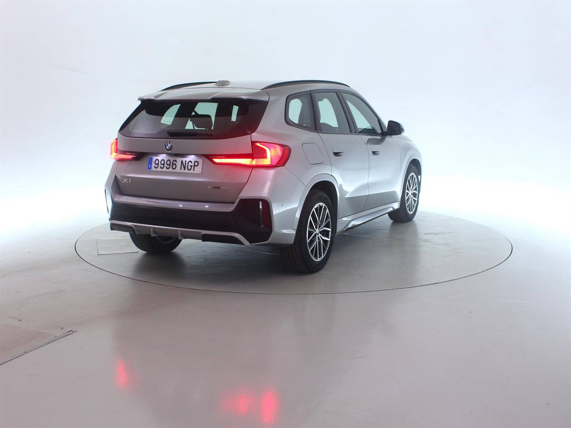 Image véhicule  BMW X1 U11 (7)