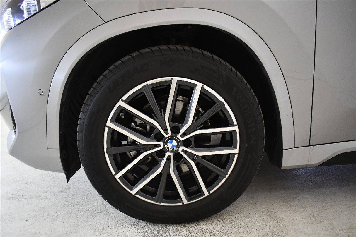 Image véhicule  BMW X1 U11 (14)