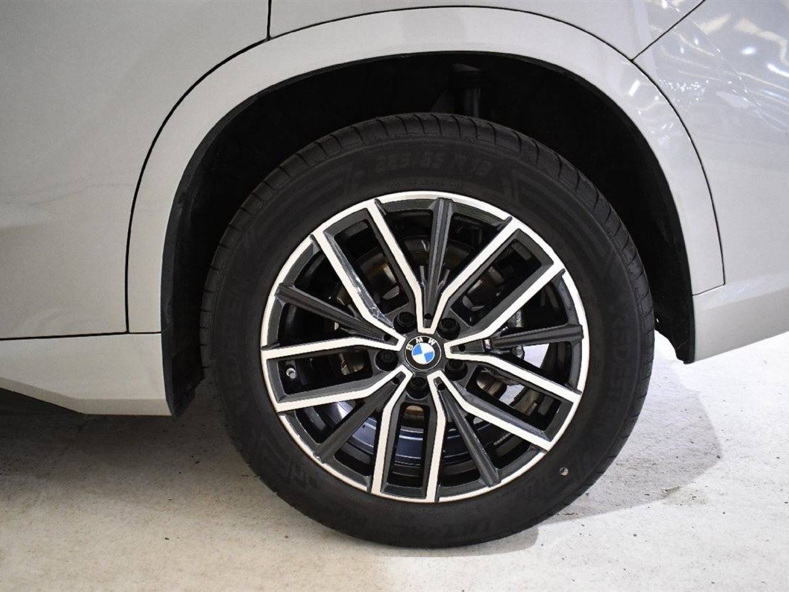 BMW - X1 U11 - #877217 - 28