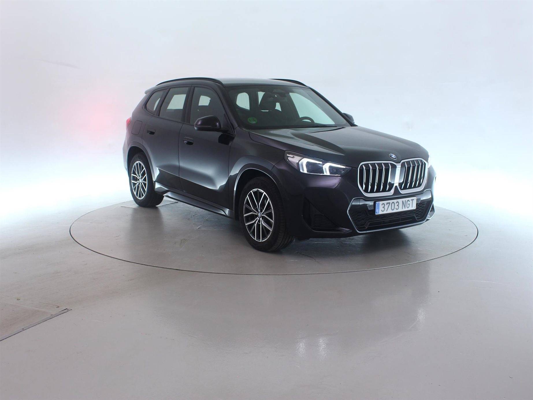 Image véhicule  BMW X1 U11 (11)