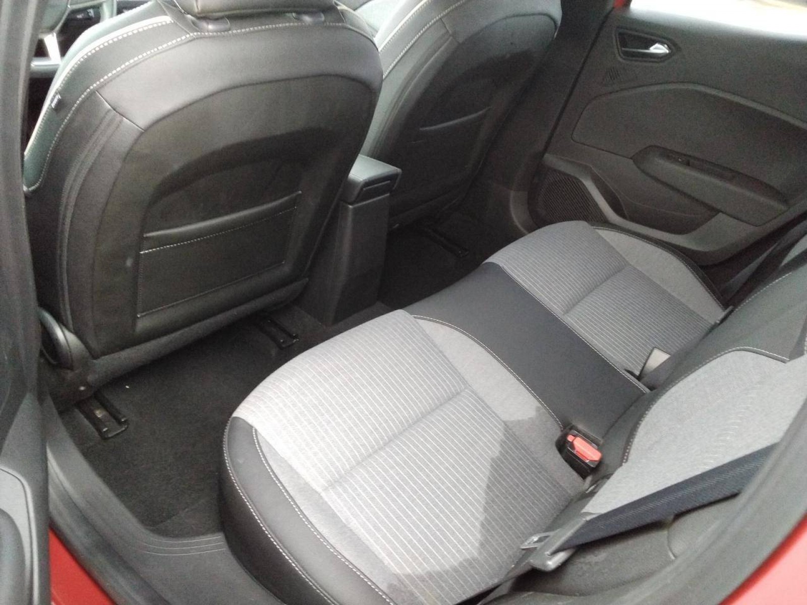 RENAULT - CLIO V - #877283 - 4