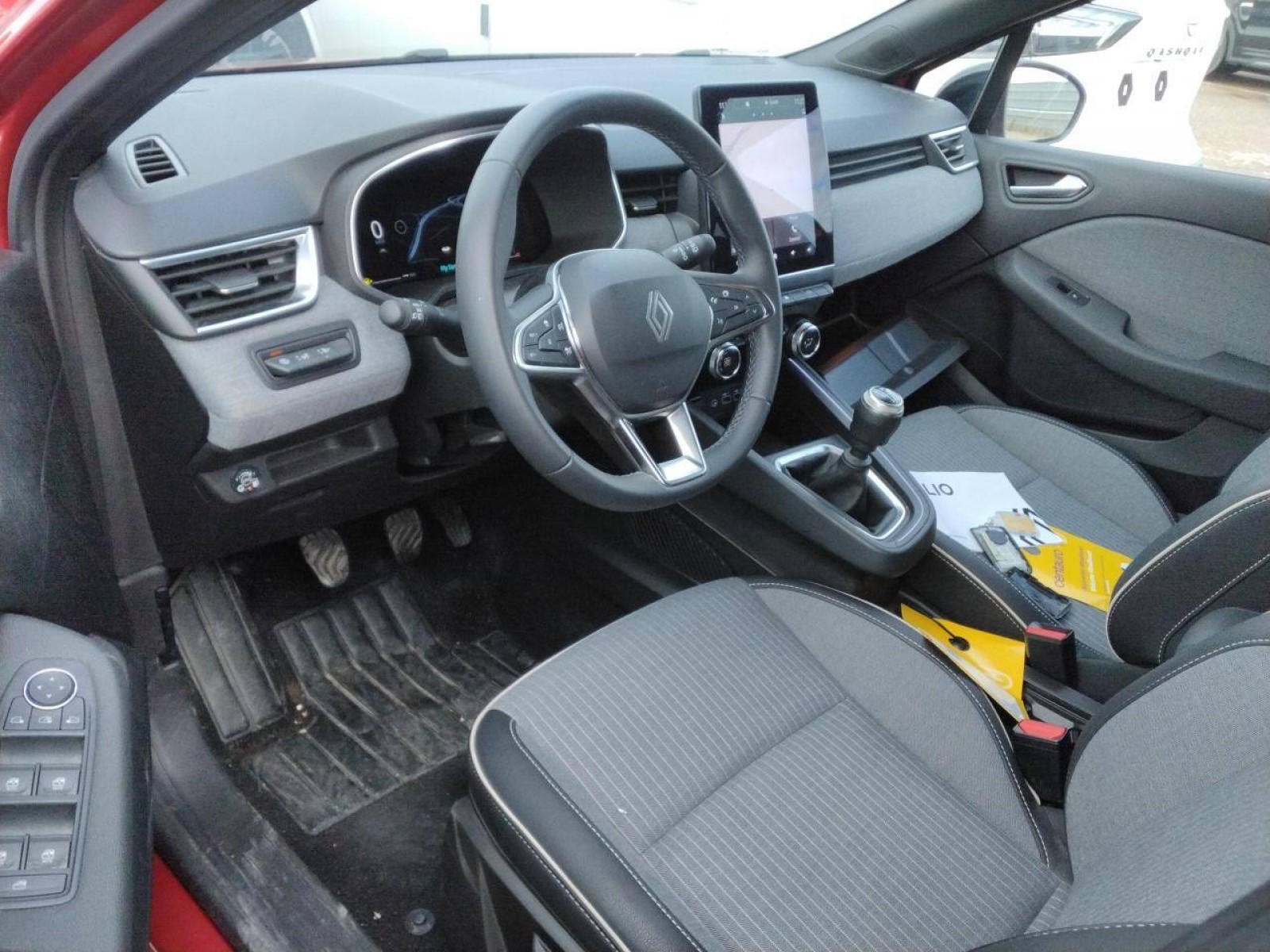 RENAULT - CLIO V - #877283 - 5