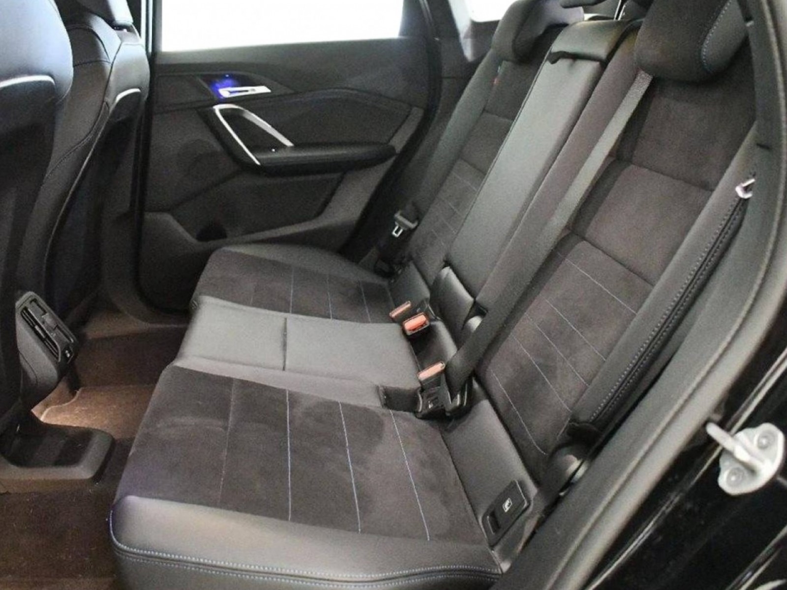 BMW - X1 U11 - #877227 - 33