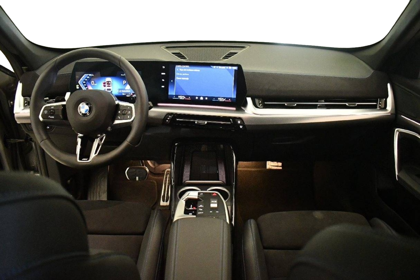 Image véhicule  BMW X1 U11 (3)